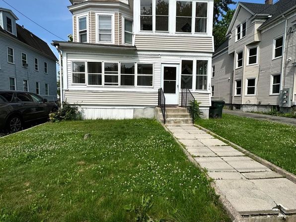 190 Oak St