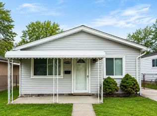 23528 Columbus Ave, Warren, MI 48089