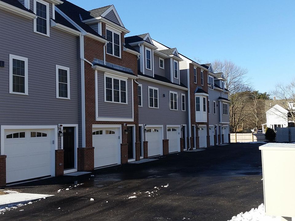2nd image of 954 Bedford St APT 3