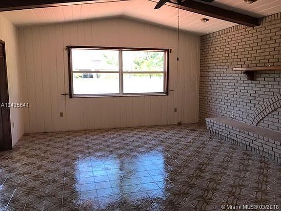 5th image of 15940 W Troon Cir