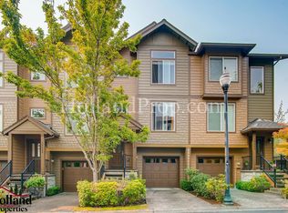 10610 NE Covent Garden Pl, Hillsboro, OR 97006