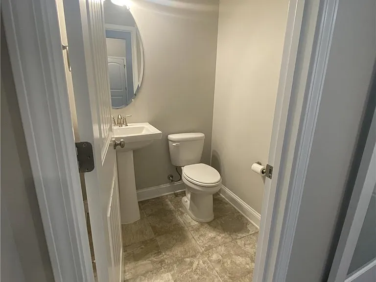 3028 N Kilchattan Dr — Photo 12