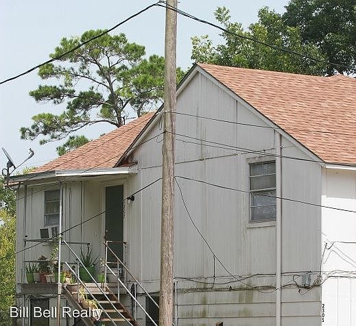1st image of 2305 Elm Ave