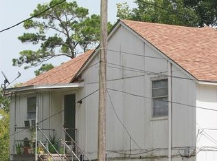 2305 Elm Ave, Bay City, TX 77414