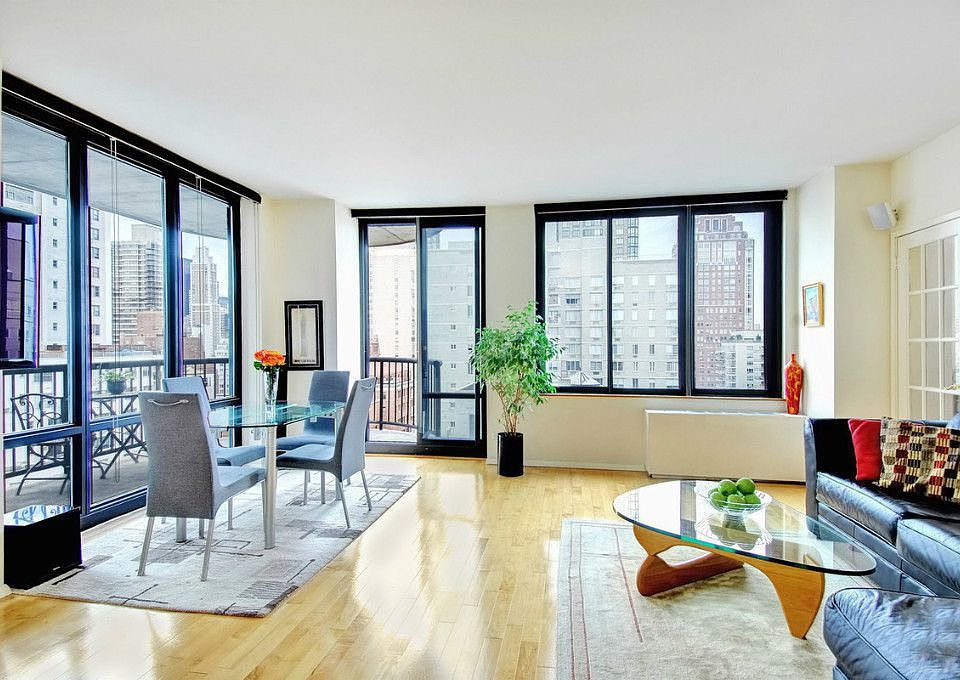1st image of 304 E 65th St APT 21B