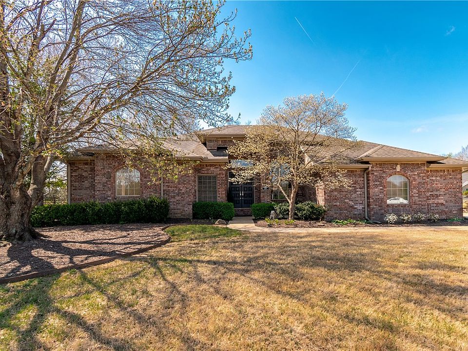 1st image of 1559 Williams Way