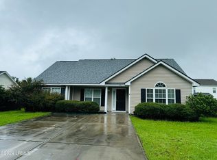 28 Wintergreen Dr, Beaufort, SC 29906