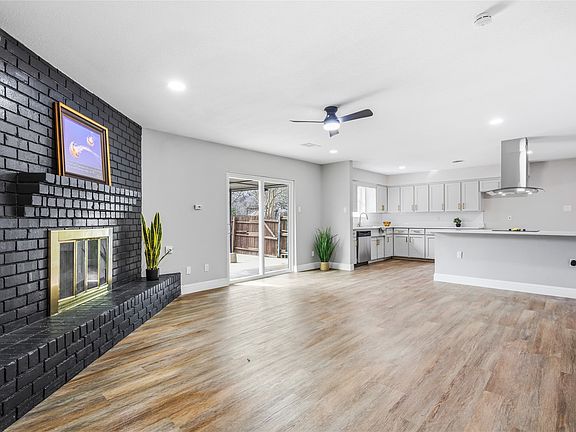 5th image of 1708 Park Ridge Ter