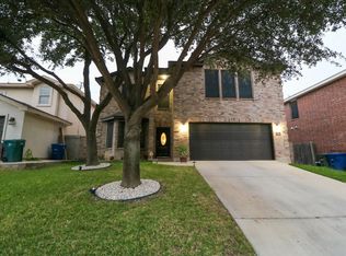 614 Ovenbird Thicket Dr, Laredo, TX 78045