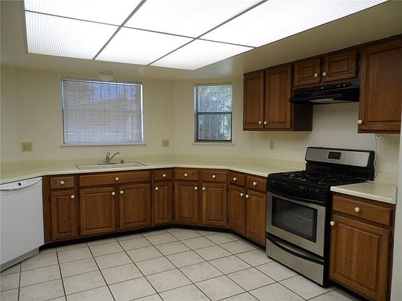 4th image of 6131 Sierra Valle Ln