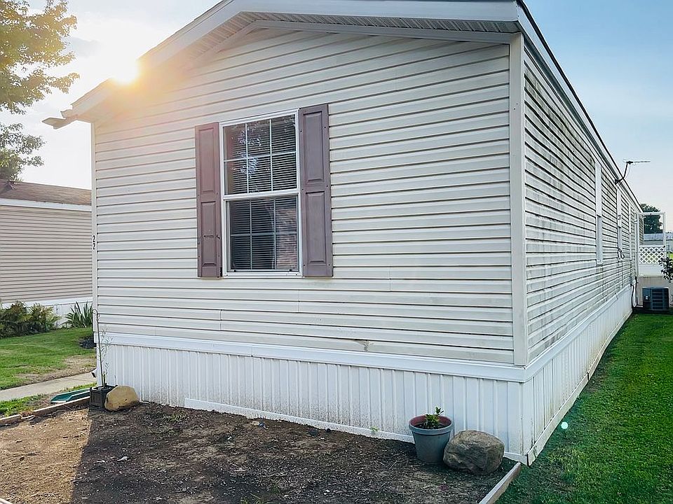 1st image of 76 Yardner St Lot 22