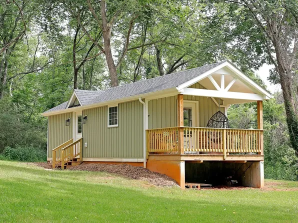 3097 Morgantown Rd, Charlottesville, VA 22903