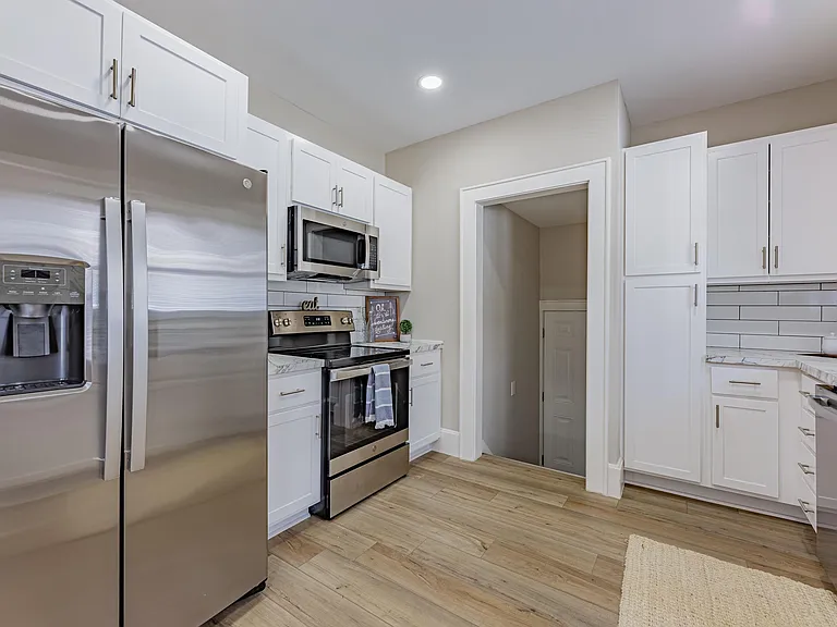 2727 Austin Ave — Photo 11