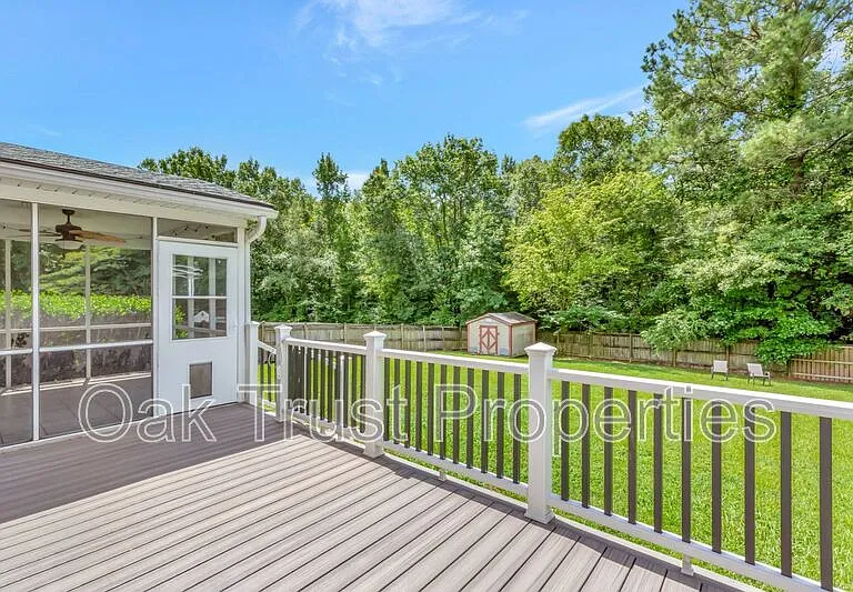 117 Broken Branch Dr — Photo 36