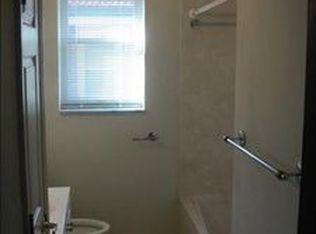 1177 Moorlands Dr, Saint Louis, MO