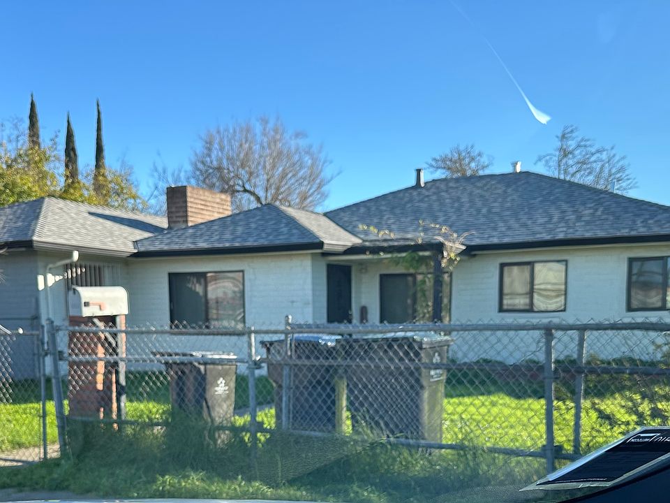 1st image of 1010 W 2nd St #1010