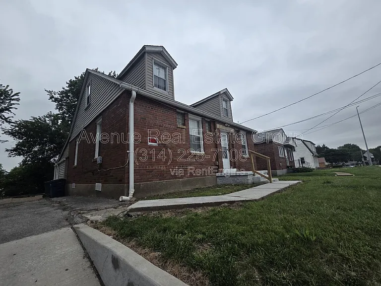 1131 N Florissant Rd — Photo 16
