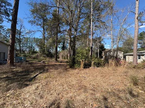 14 Moss Oak Dr, Valdosta, GA 31601