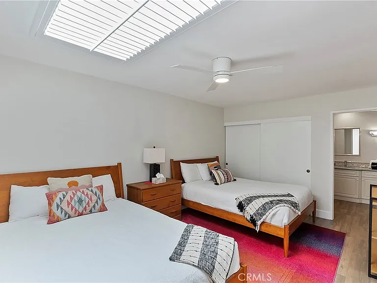 8 Valencia Dr — Photo 8