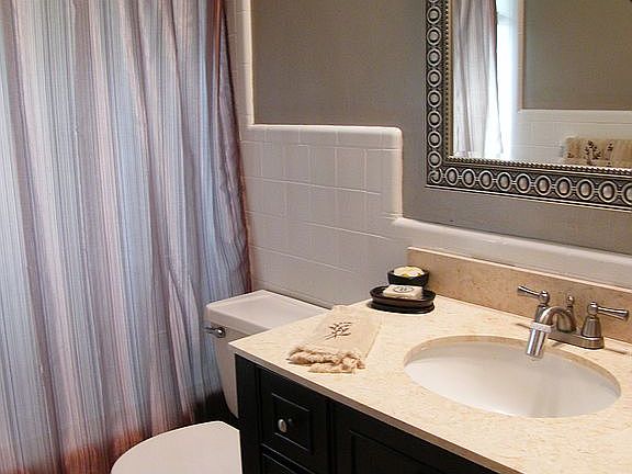 Guest bathroom marble vanity