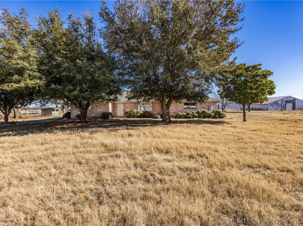 17469 Old Towne Rd, Marietta, OK 73448