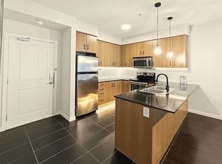22290 North Ave #303, Maple Ridge, BC V2X