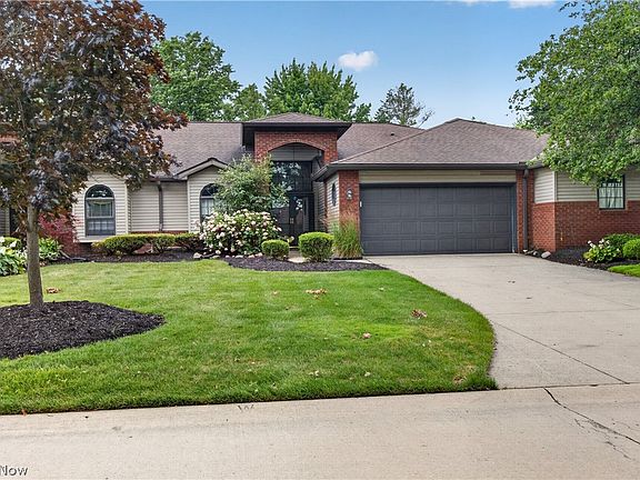 4th image of 5242 Parkhurst Dr