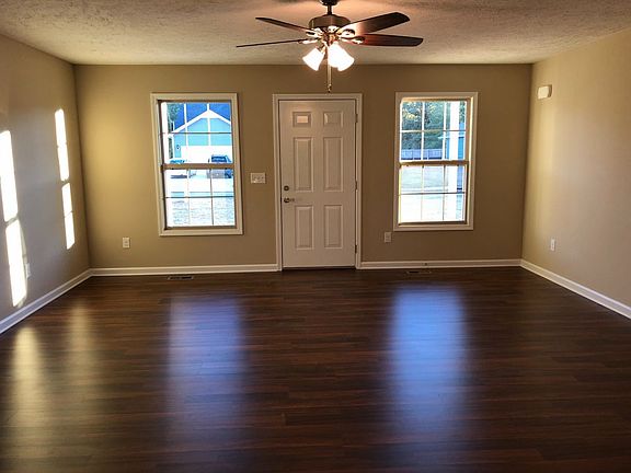 2nd image of 216 Amelia Dr