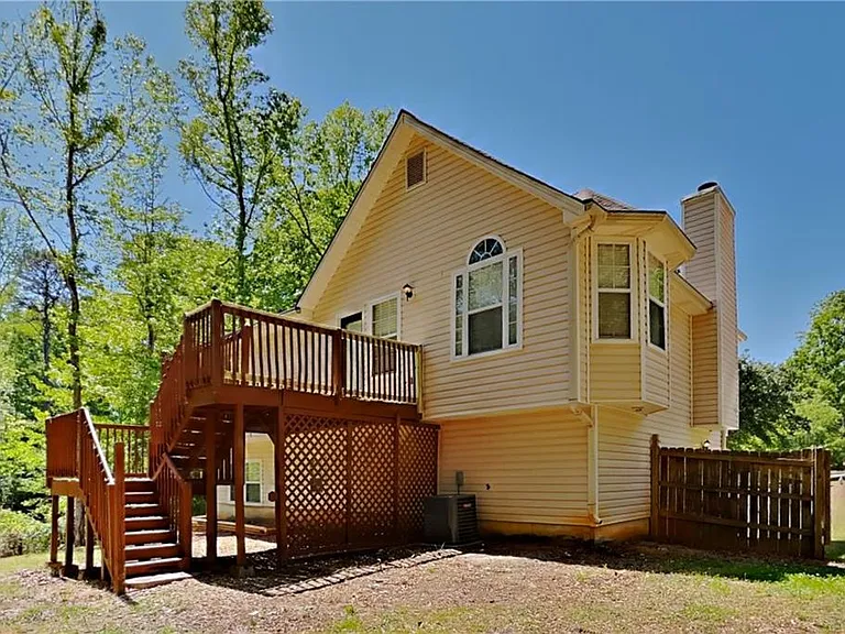 460 Highlander Way — Photo 18