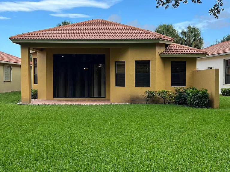 9774 Isles Cay Dr — Photo 8