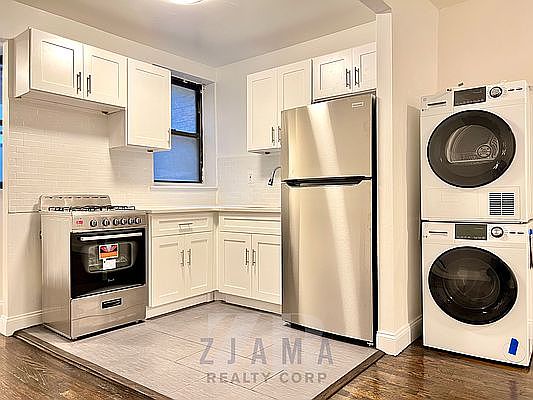 1st image of 2108 Regent Pl #1F