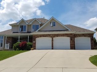 815 Morningside Ct, Crown Point, IN 46307