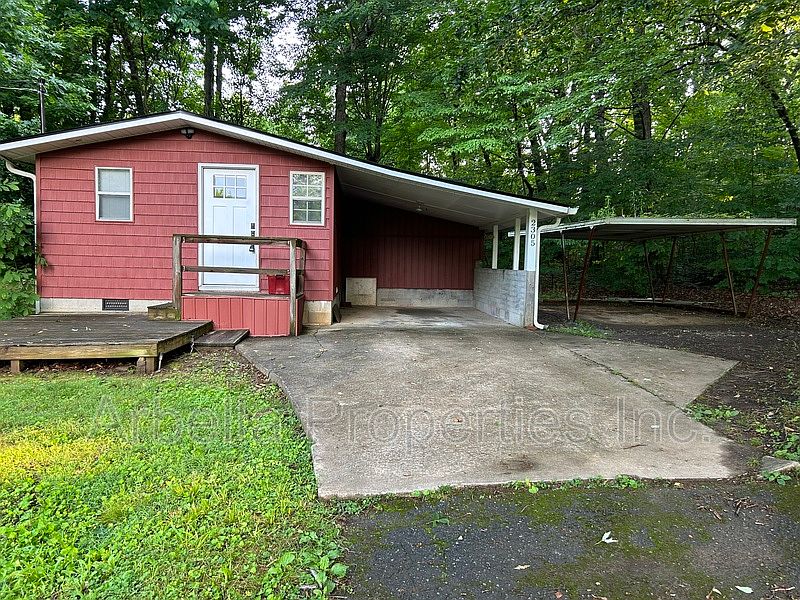 1st image of 2305 Abbott Dr