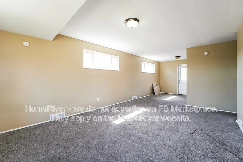Building Photo - 120 Hart Dr
