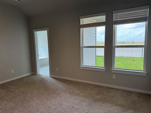 5th image of 8738 Mallow Rose Way