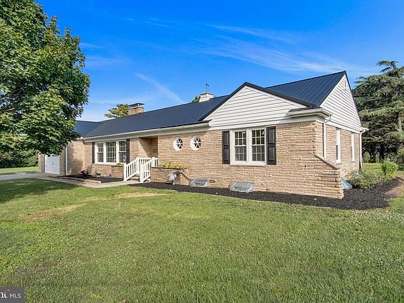 3rd image of 5631 Lischeys Church Rd