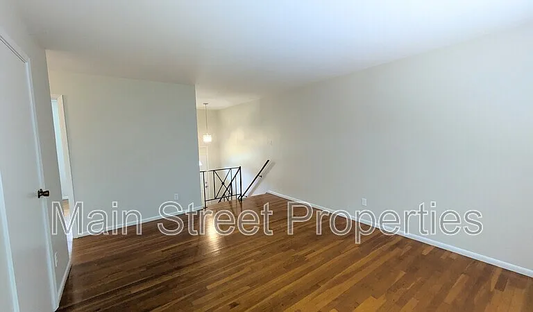 2117 Pullman Cir — Photo 27