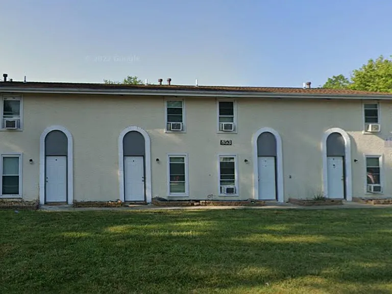855 Moon Rd #B — Photo 41