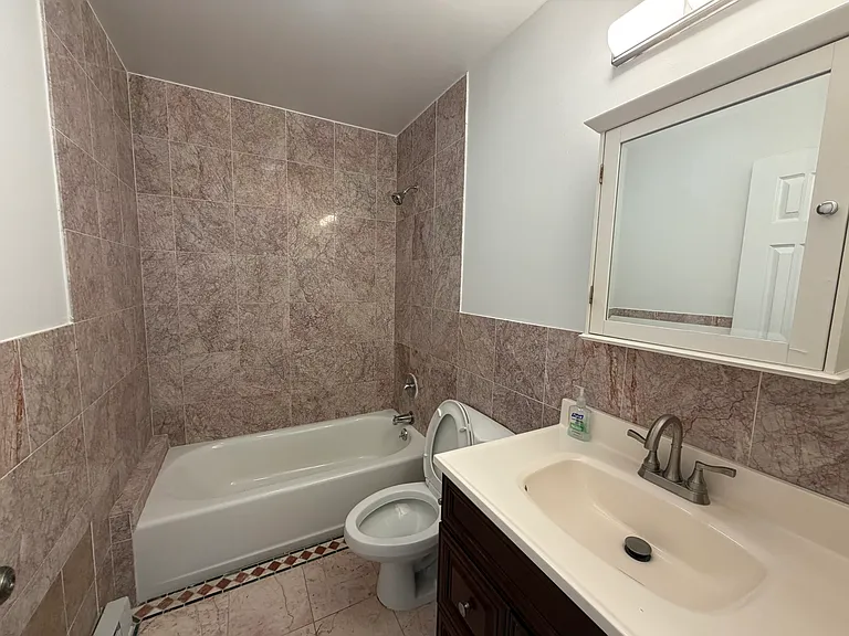 182 Ashford Ave #2 — Photo 2