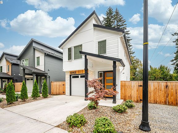 2nd image of 10901 NE 64th Ct