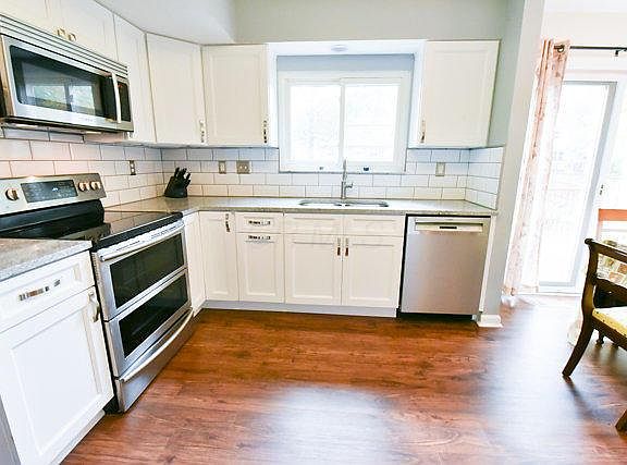 2nd image of 2345 Woodcreek Pl
