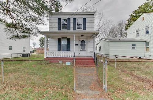 742 Potomac Ave Photo 1