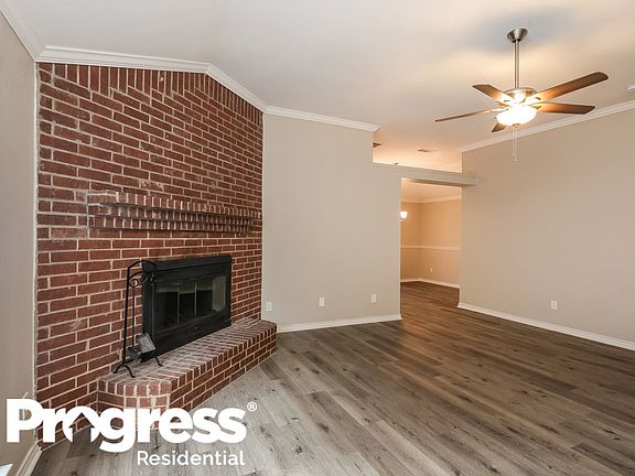 3rd image of 112 Couch Ln