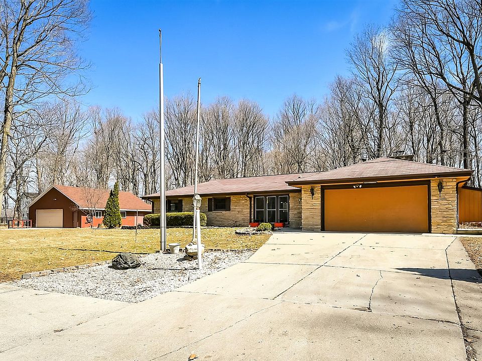 1st image of 1116 Woodview Dr