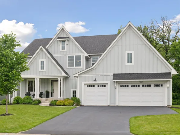 9235 Eagle Ridge Rd, Chanhassen, MN 55317