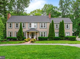 363 Colket Ln, Wayne, PA 19087