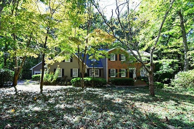 1st image of 242 Early Parkway Dr SE