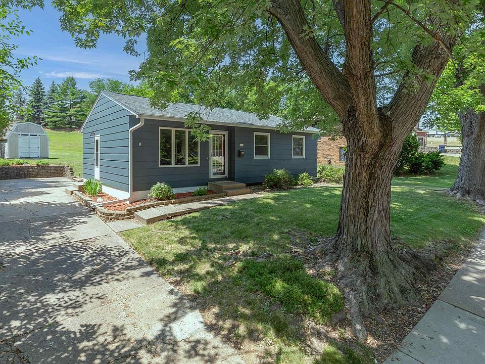 1st image of 1135 Golden Valley Dr