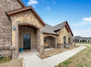 115 Chloe Ct, Boyd, TX 76023
