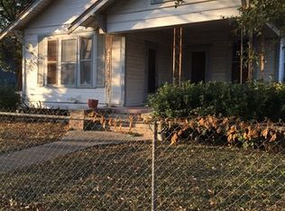 925 Burleson St, San Antonio, TX 78202